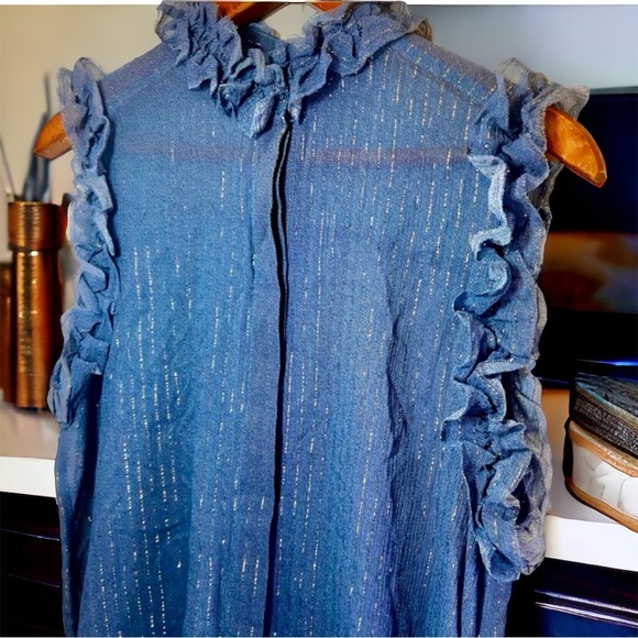 7 for All Mankind Sleeveless Ruffle Trim Shirt Denim and Gold Extra Small NWT - Picture 5 of 16